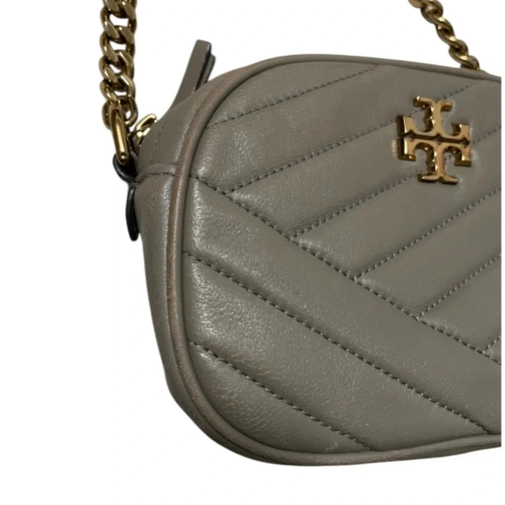 Tory Burch Kira Small Chevron Camera Bag - Picture 3 of 13